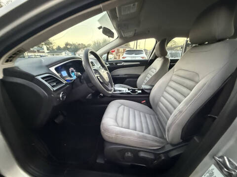 2015 Ford Fusion S