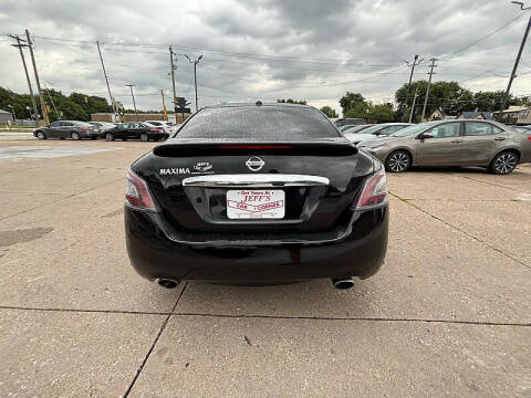 2014 Nissan Maxima