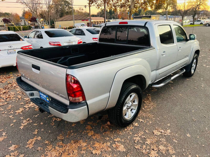 2006 Toyota Tacoma Base photo 3