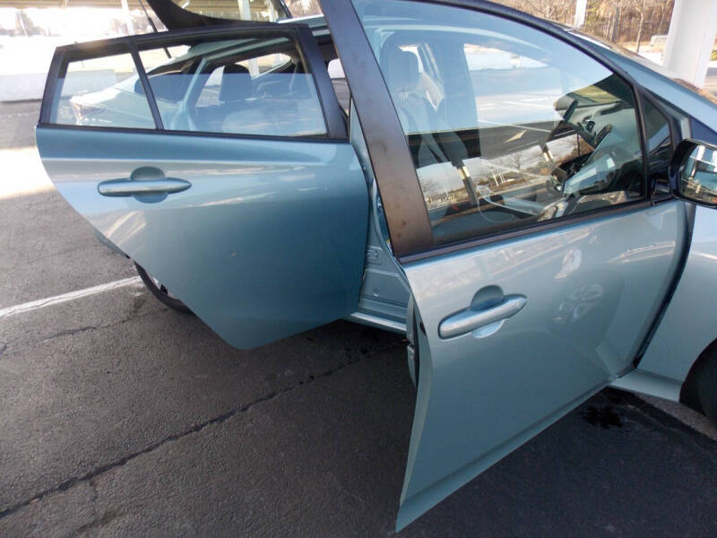 2017 Toyota Prius Three