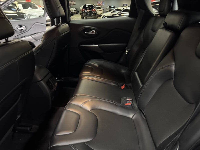 2021 Jeep Cherokee Latitude Plus