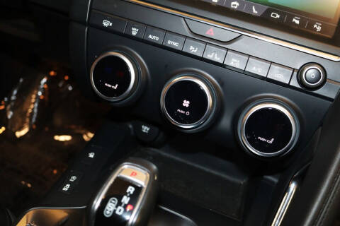 2020 Jaguar E-PACE P250 SE