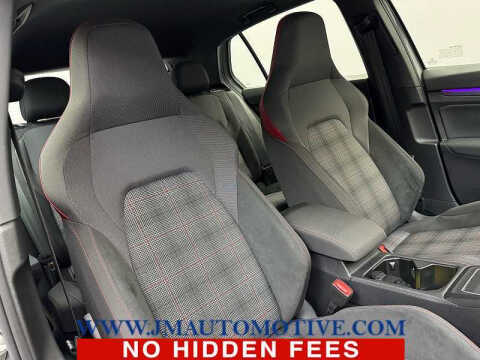 2022 Volkswagen Golf GTI SE