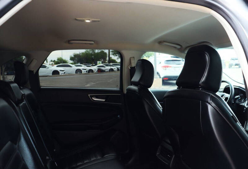 2022 Ford Edge SEL