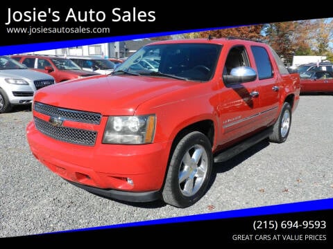 2009 Chevrolet Avalanche for sale at Josie's Auto Sales in Gilbertsville PA