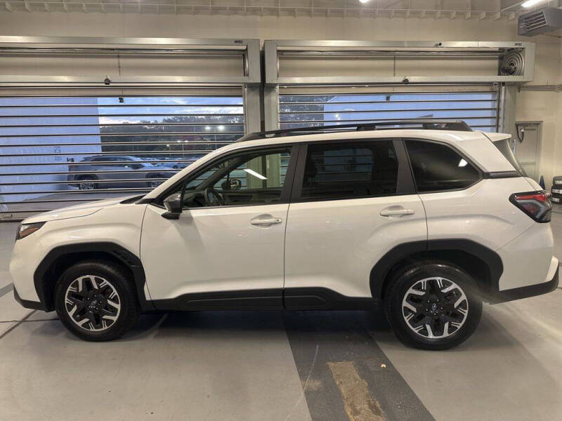 2025 Subaru Forester Premium