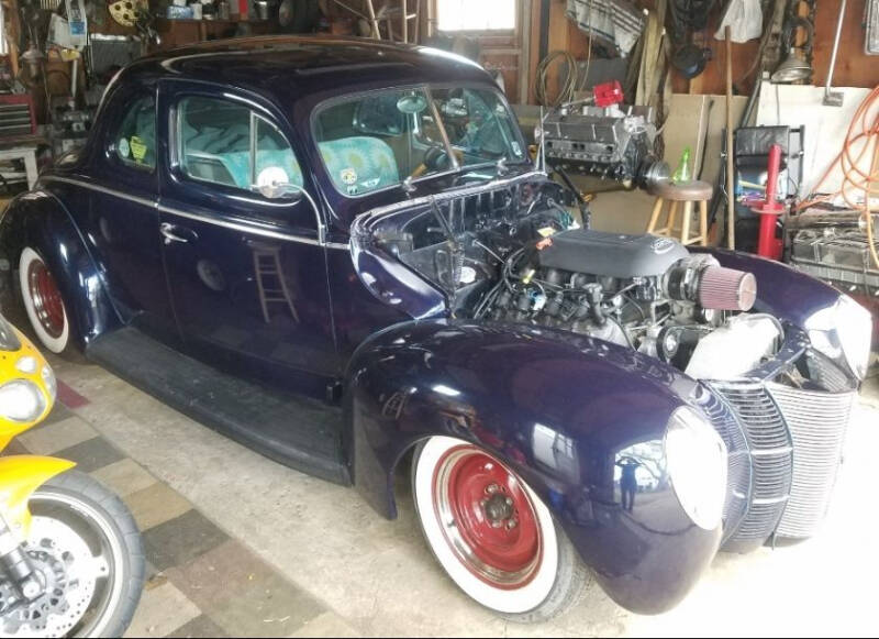 1940 Ford Deluxe