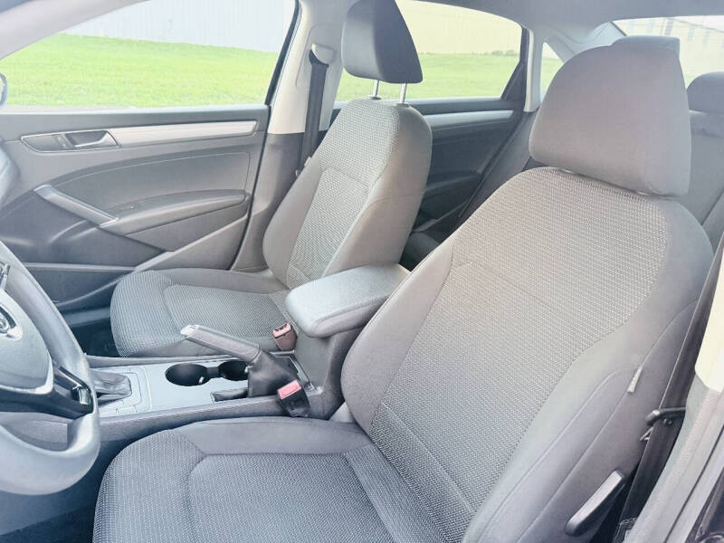 2017 Volkswagen Passat 1.8T S