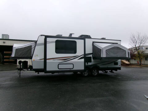 2021 Rockwood Roo 233s