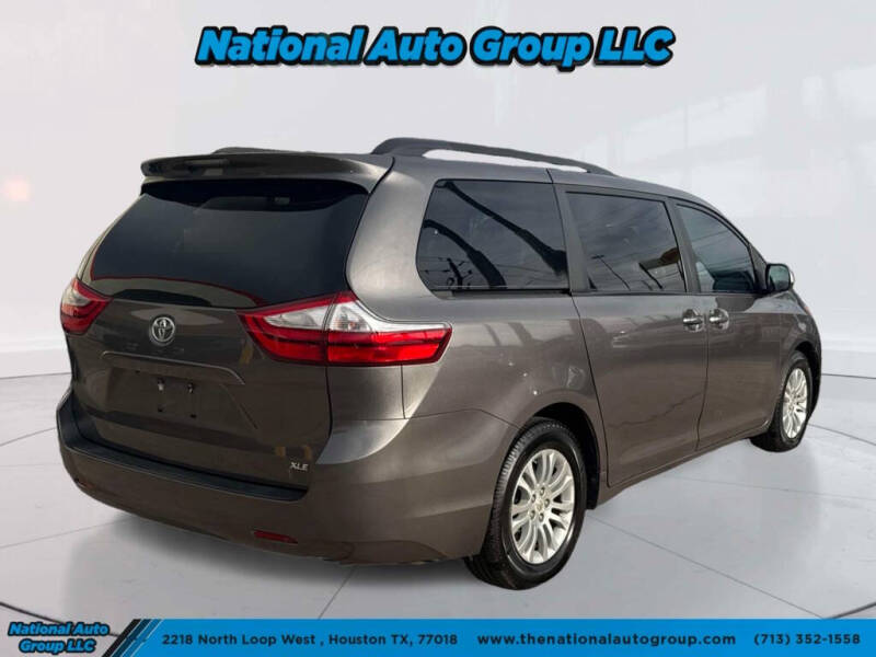 2017 Toyota Sienna