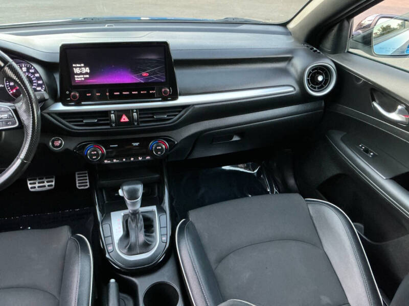 2023 Kia Forte GT-Line