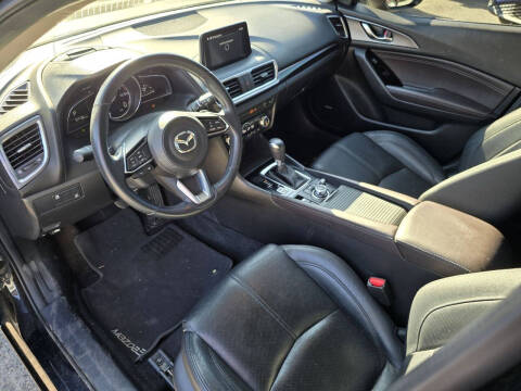 2017 Mazda MAZDA3 Grand Touring