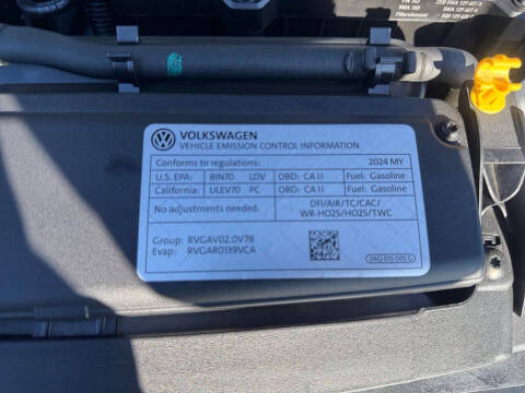 2024 Volkswagen Golf GTI 380 SE