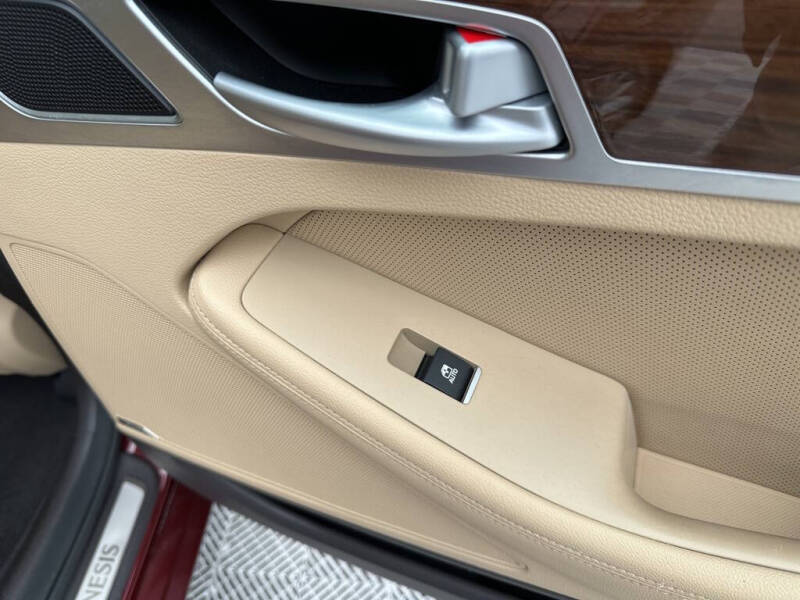 2016 Hyundai Genesis