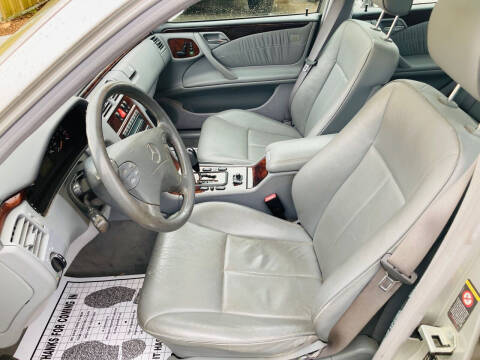 2001 Mercedes-Benz E-Class E 320