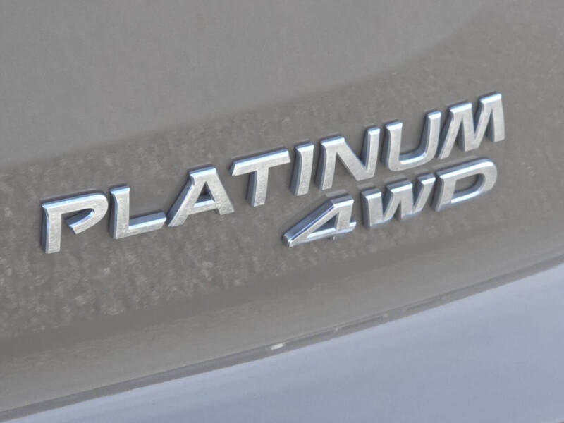 2024 Nissan Pathfinder Platinum