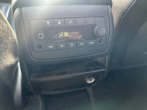 2011 GMC Acadia Denali