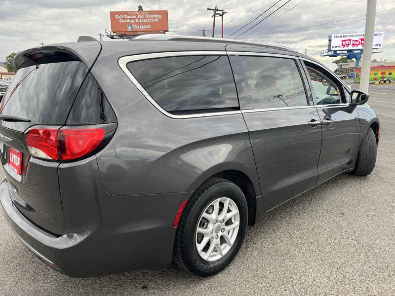 2020 Chrysler Pacifica Touring L