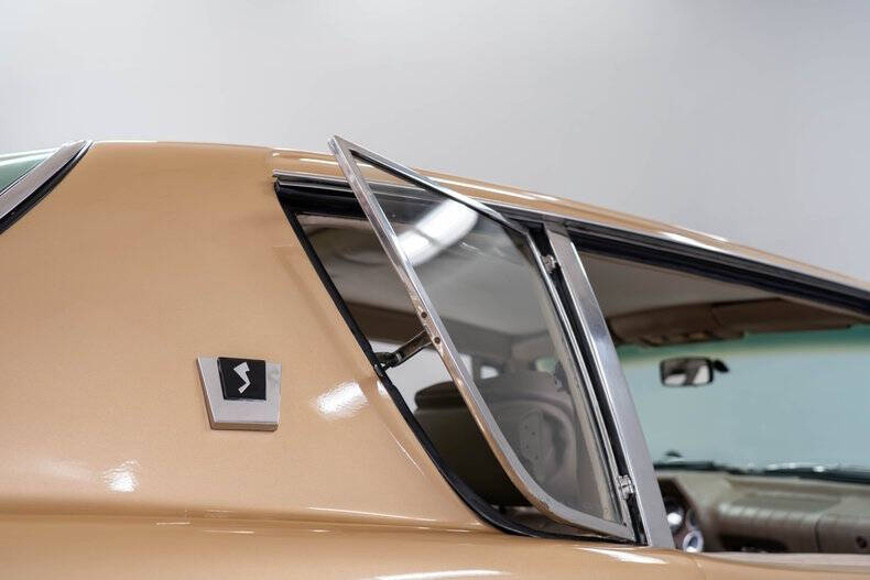 1964 Studebaker Avanti