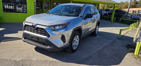 2019 Toyota RAV4 for sale at RODRIGUEZ MOTORS CO. in Houston TX