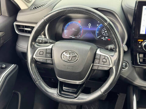 2023 Toyota Highlander Limited