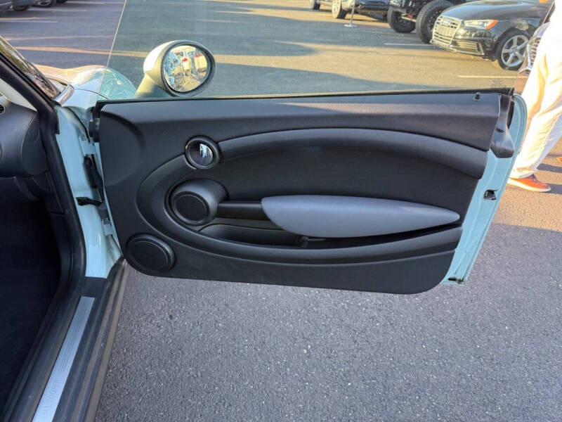 2011 MINI Cooper