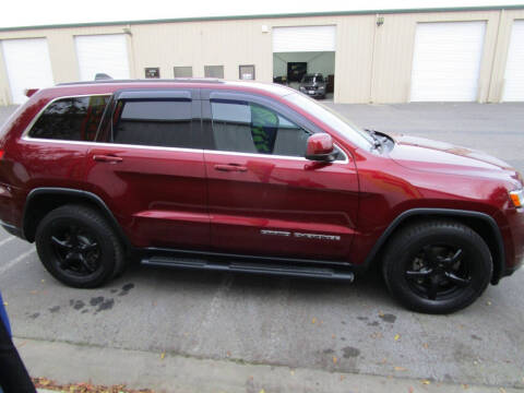 2017 Jeep Grand Cherokee Laredo