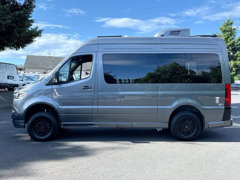 2025 Mercedes-Benz Sprinter