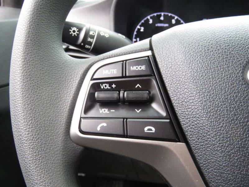 2022 Hyundai Accent SE