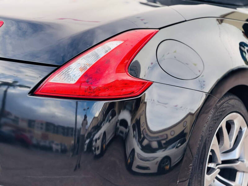 2013 Nissan 370Z Roadster Touring