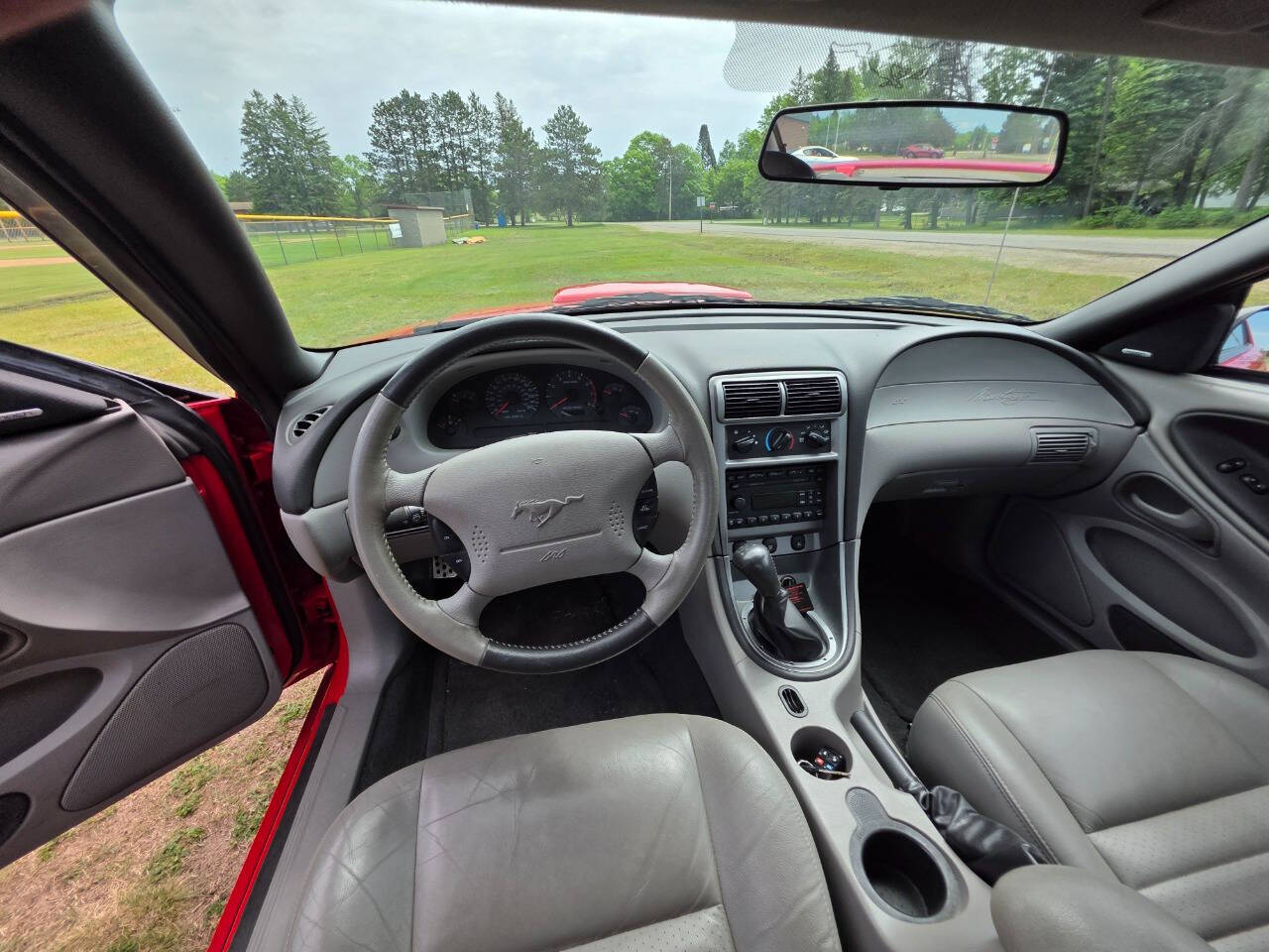 2004 Ford Mustang 127