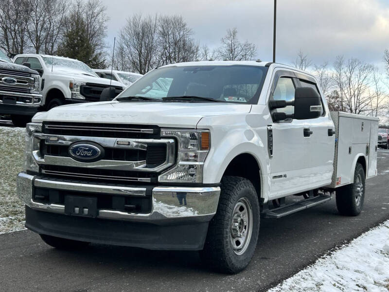 2022 Ford F-350 Super Duty Chassis Cab XL's photo