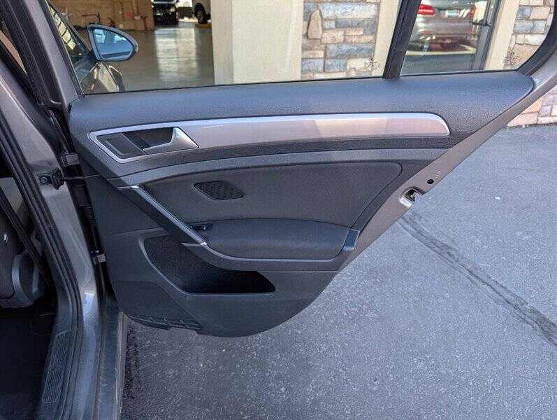 2015 Volkswagen e-Golf Limited Edition