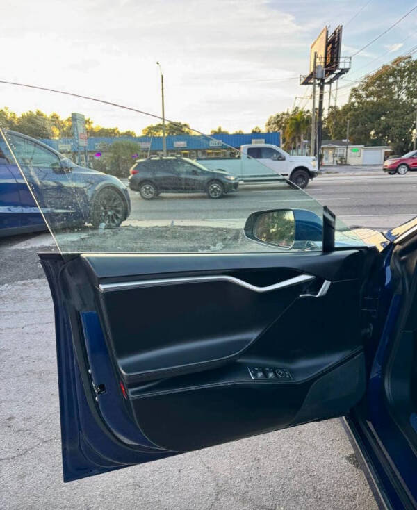 2017 Tesla Model S 75D