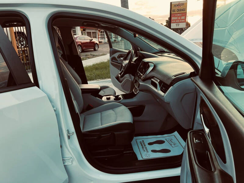 2022 GMC Terrain SLE