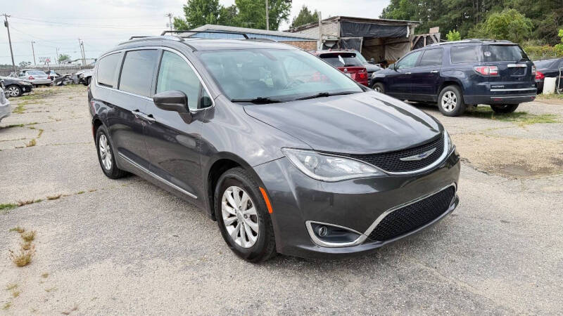 2019 Chrysler Pacifica Touring L