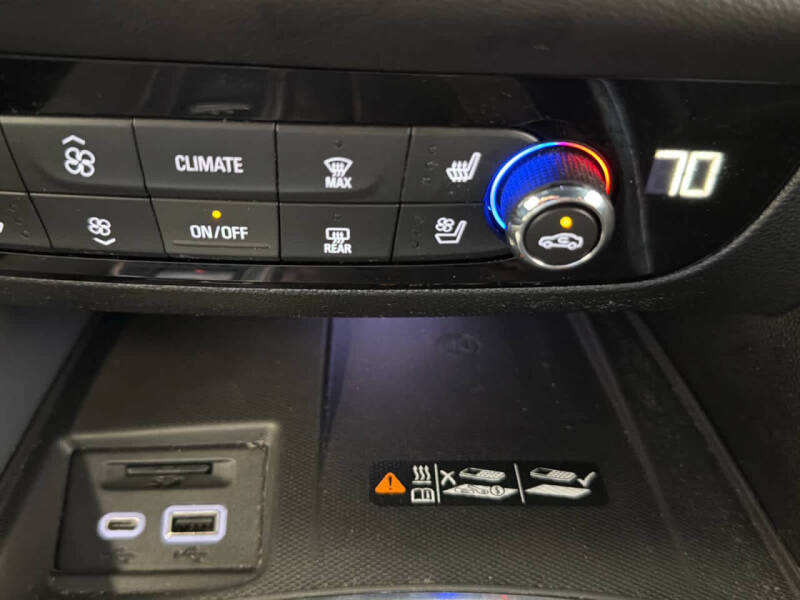 2022 Buick Enclave Premium