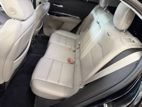 2020 Cadillac XT4 Luxury