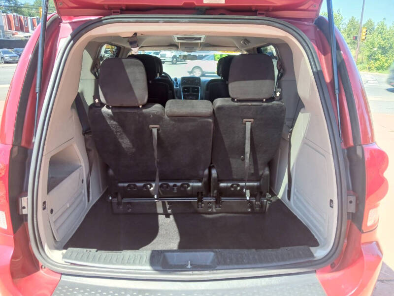 2012 Dodge Grand Caravan Crew