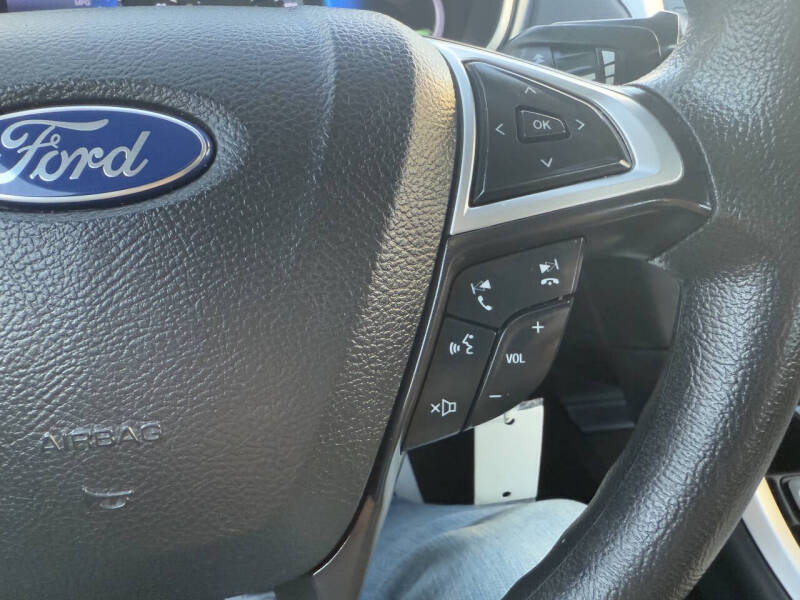 2013 Ford Fusion Hybrid SE