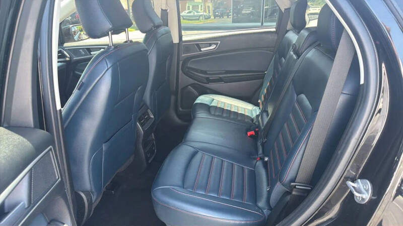 2022 Ford Edge