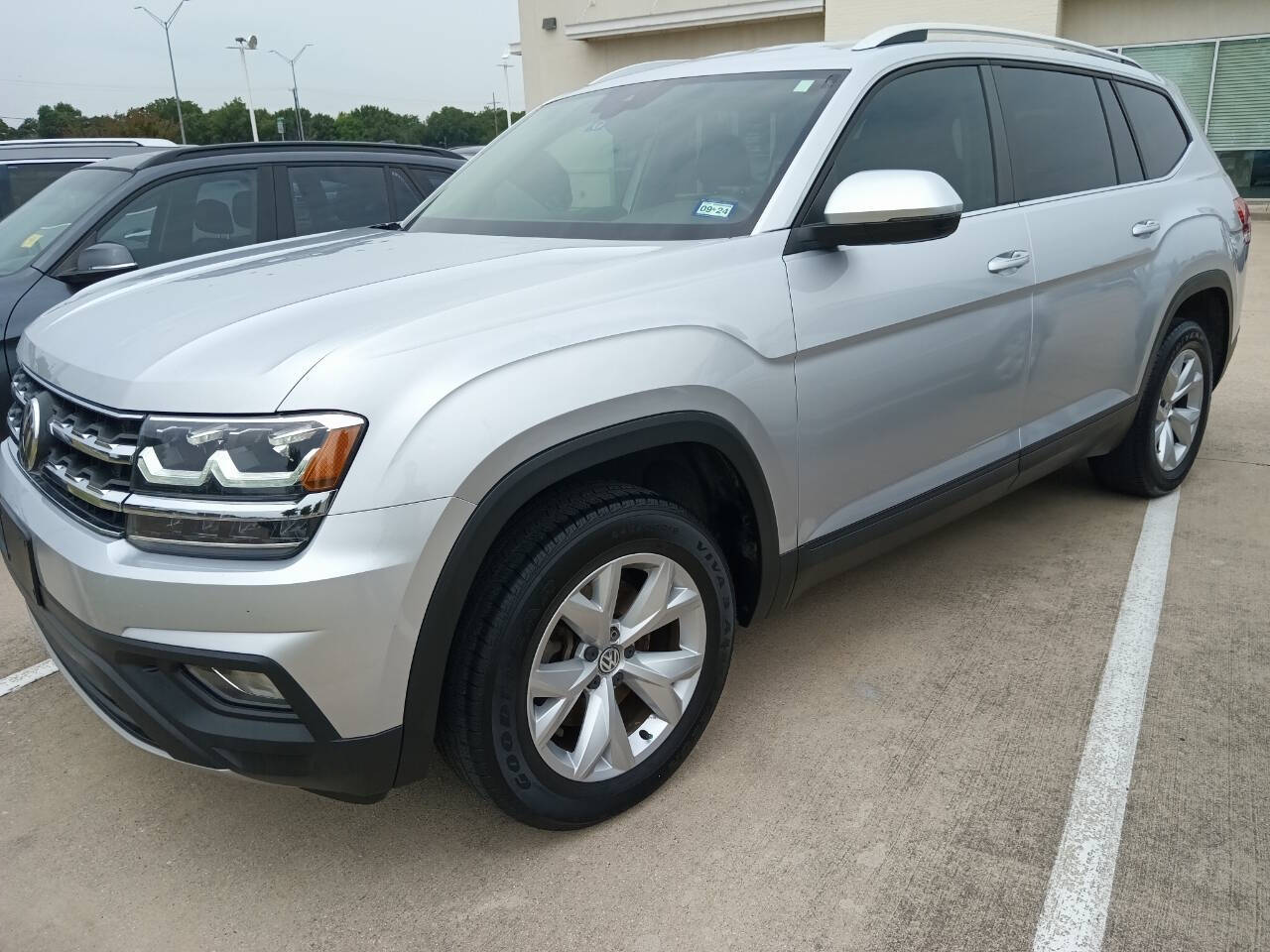 2018 Volkswagen Atlas for sale at Auto Haus Imports in Grand Prairie, TX