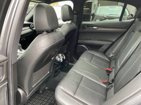 2022 Alfa Romeo Stelvio Ti