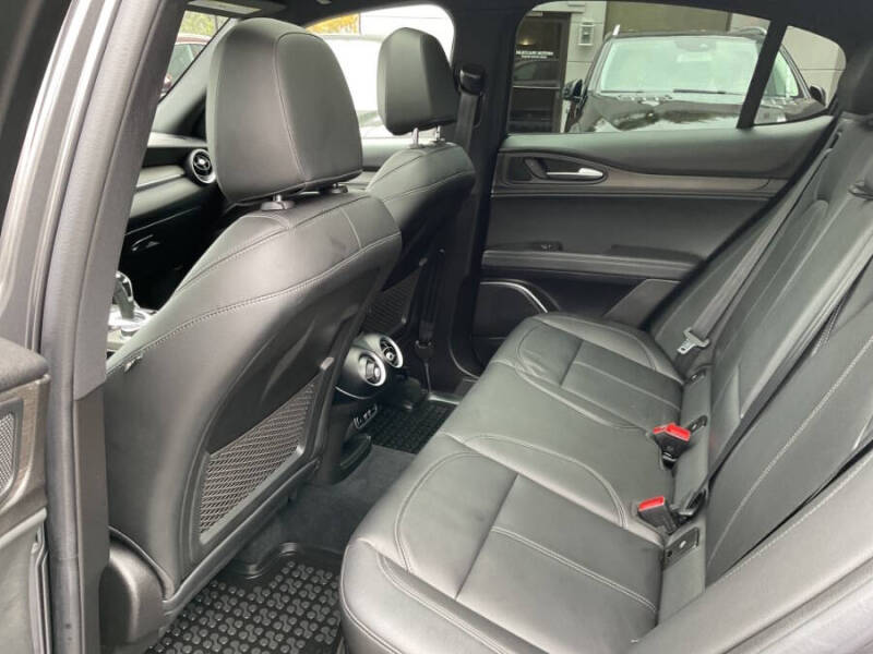 2022 Alfa Romeo Stelvio Ti