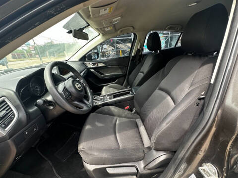 2017 Mazda MAZDA3 Sport