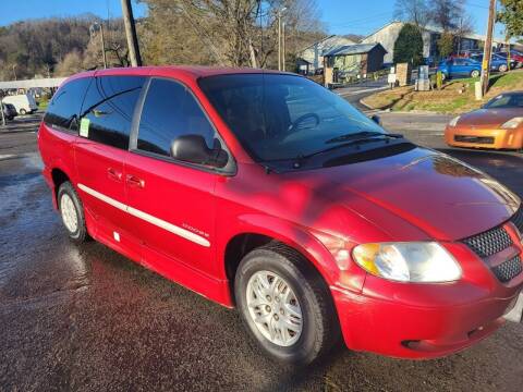 2001 Dodge Grand Caravan for sale at Knoxville Wholesale in Knoxville TN