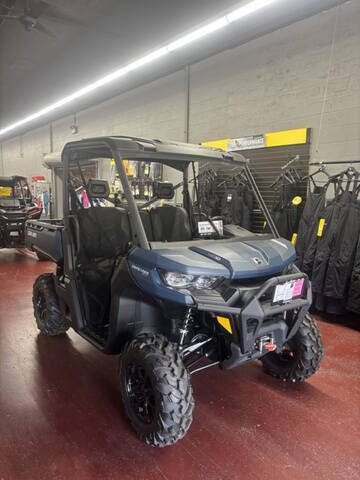 2025 Can-Am Defender