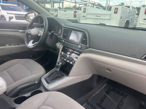 2020 Hyundai Elantra