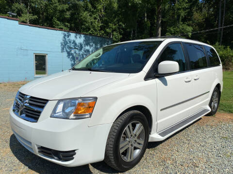 2010 Dodge Grand Caravan for sale at Triple B Auto Sales in Siler City NC