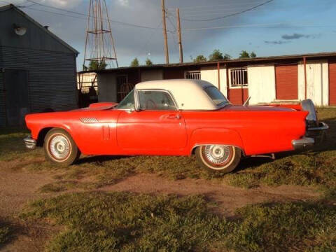 1957 Ford Thunderbird